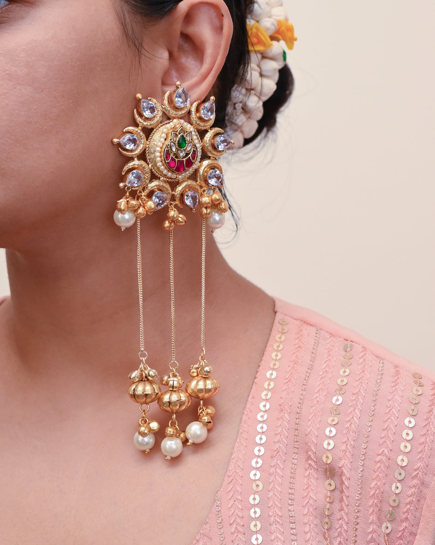 TARA JHUMKA