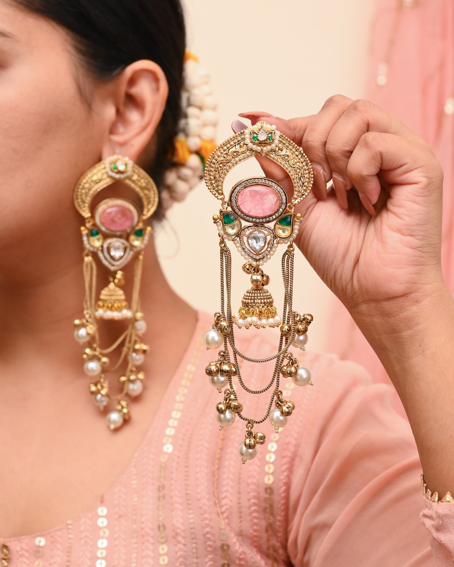 Flora Jhumkas