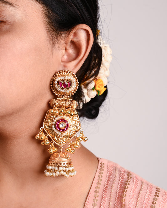Smriti Jhumka
