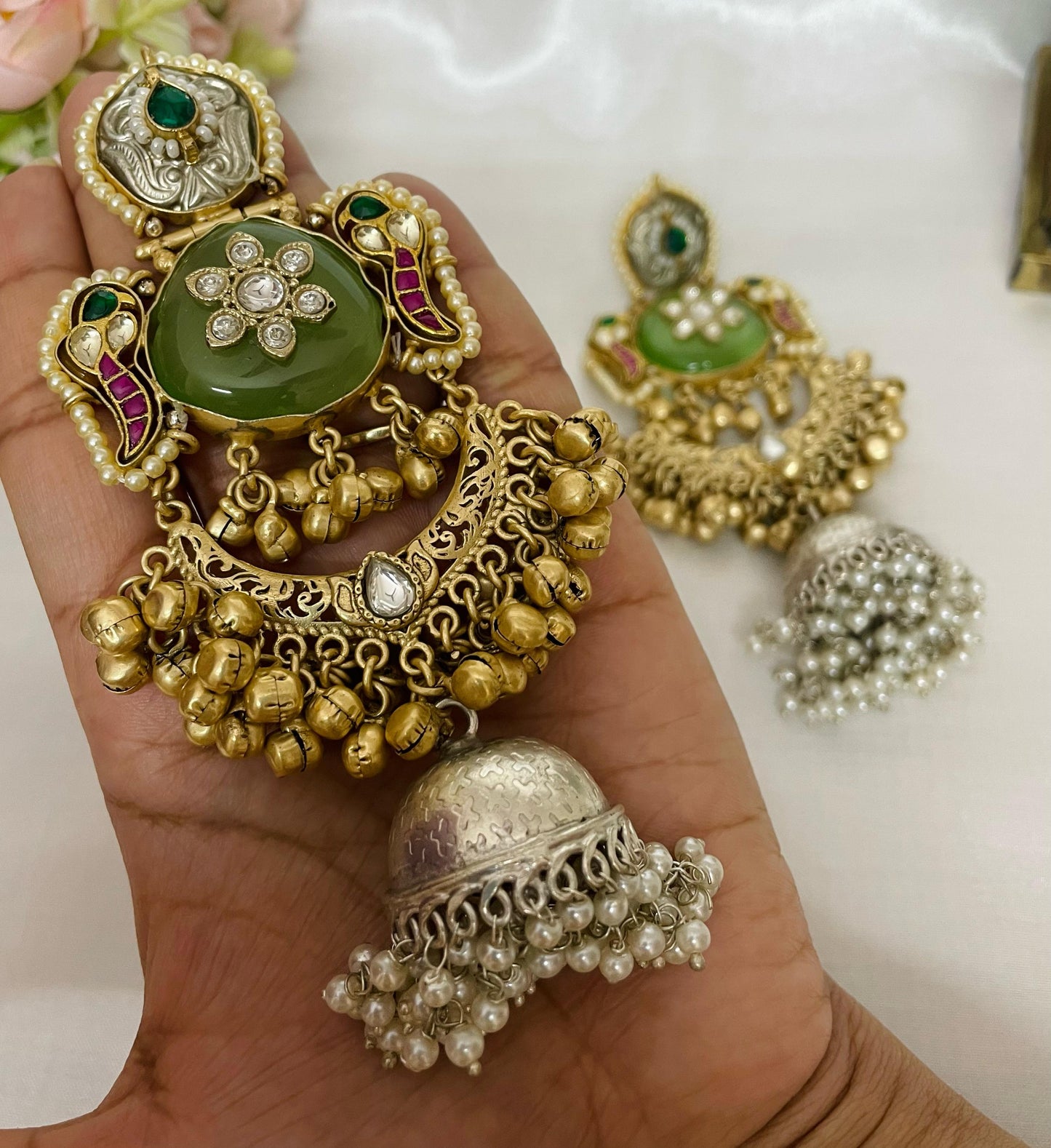 Saanvi Jhumka