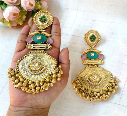 Avhi Earrings