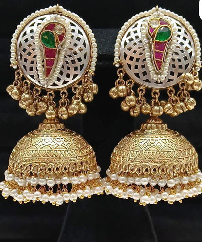 Gauri Jhumka
