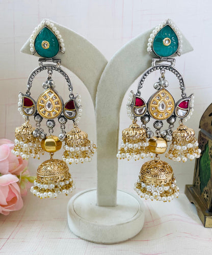 Saaz Earrings