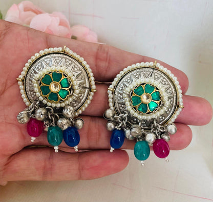 Heena studs - Available in 2 colors