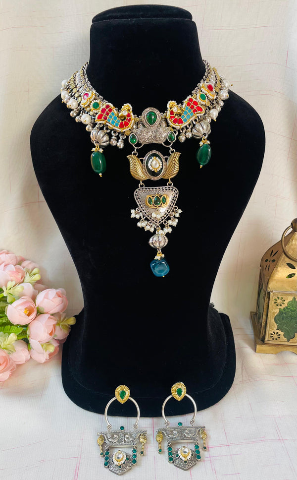 Ipshita Fusion Choker Set