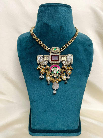 Kinari Pendant Necklace