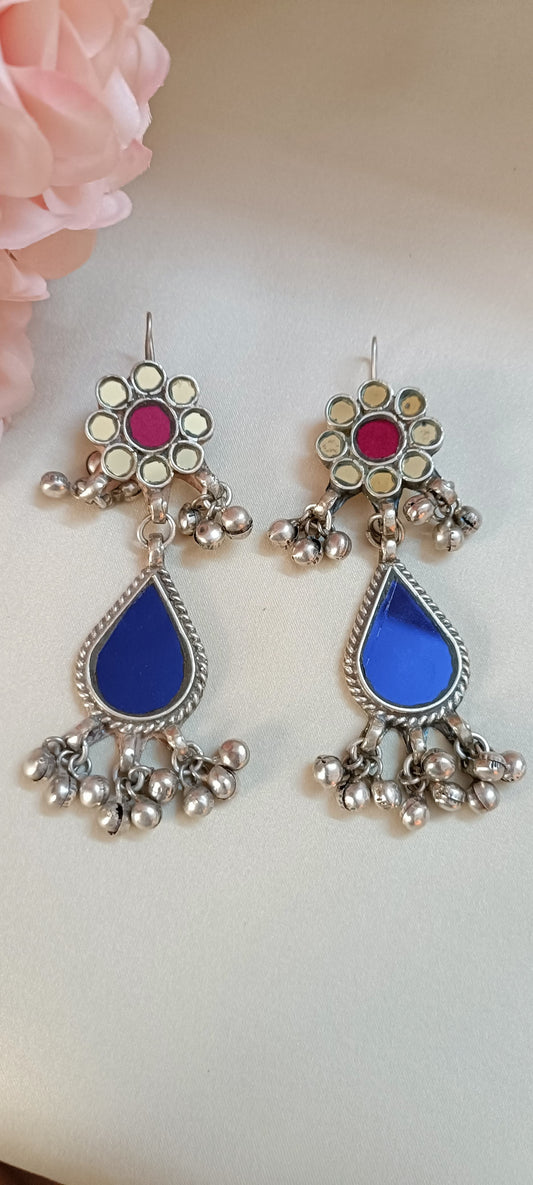 Vrinda Glass Earrings