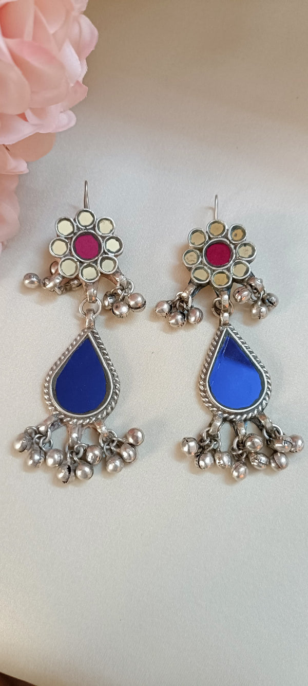 Vrinda Glass Earrings