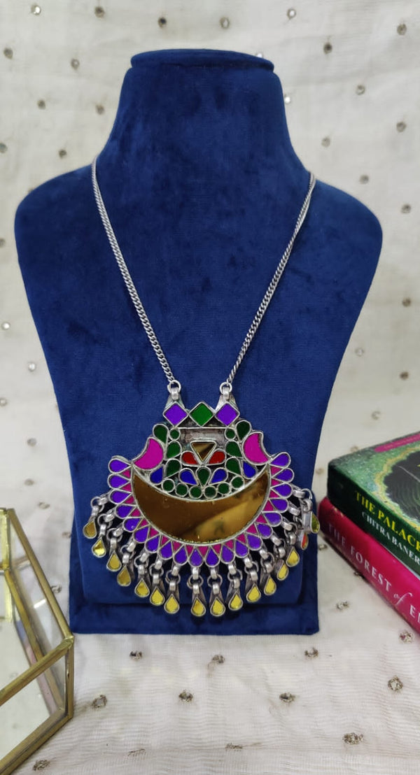 Leher Glass Necklace