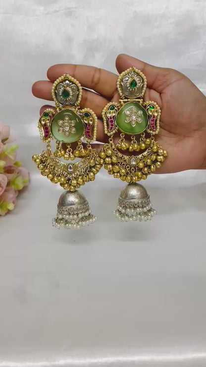 Saanvi Jhumka