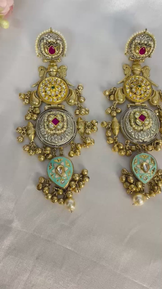 Eisha Danglers