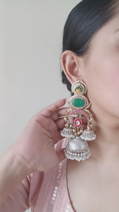 Ravira Jhumka
