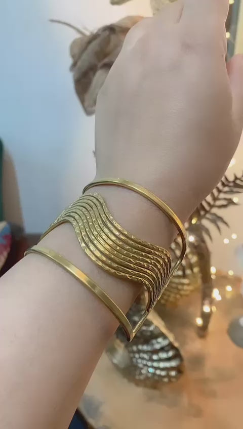 Siya handcuff
