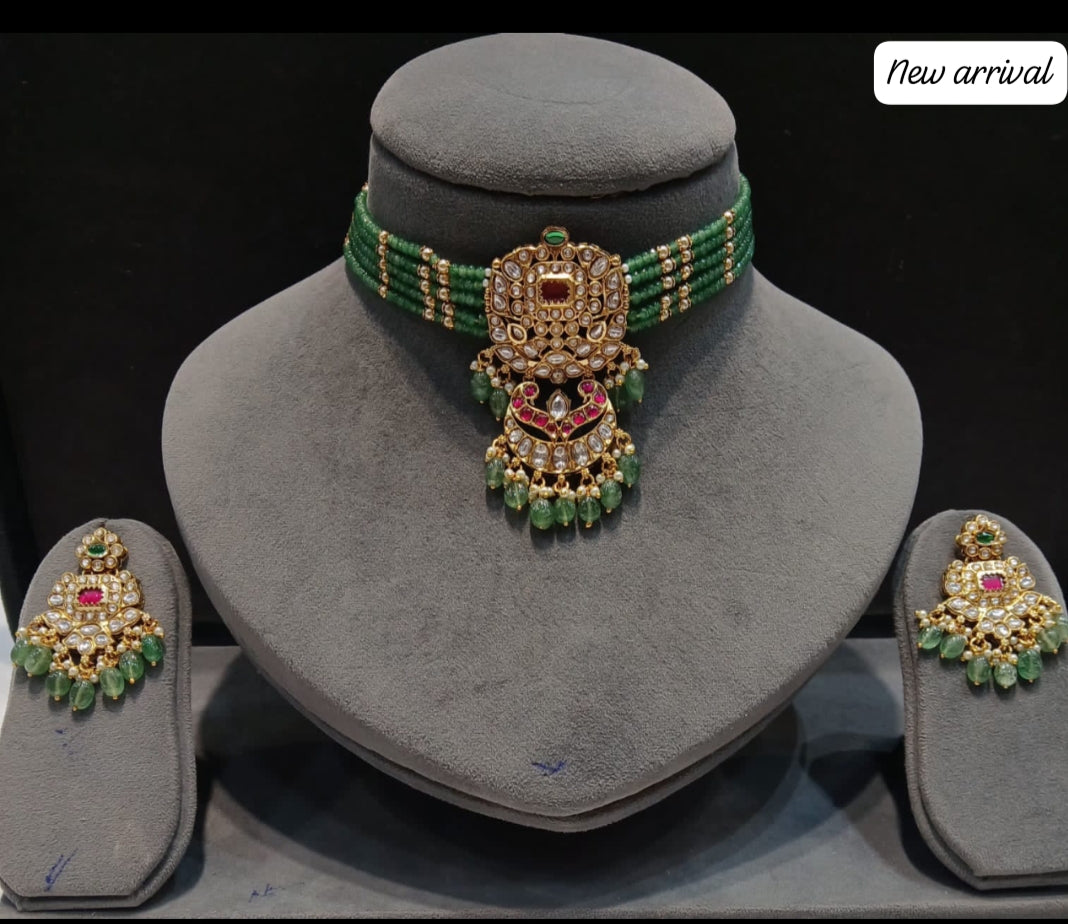 Rajwadi Jadau Kundan Choker