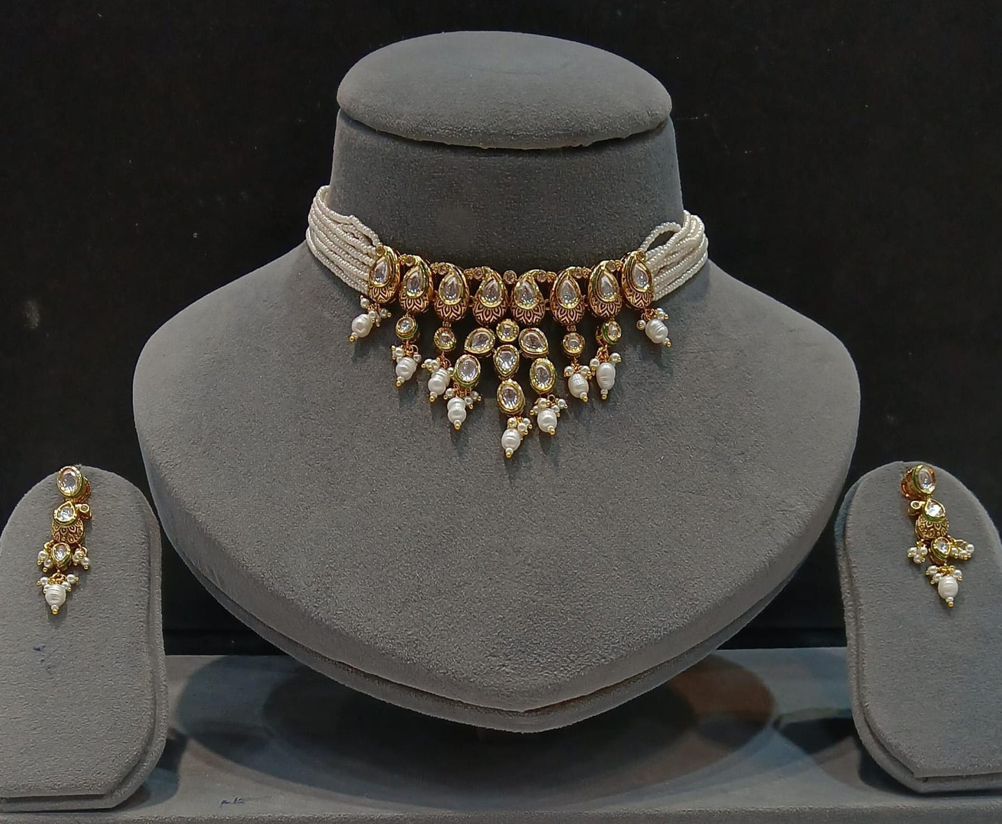 Zarika Kundan Choker – Pearl Strands with Crimson Drops