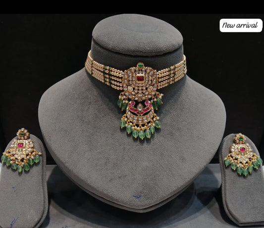 Rajwadi Jadau Kundan Choker